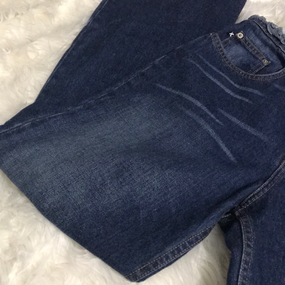 Express Fray Jeans - Picture 3 of 10